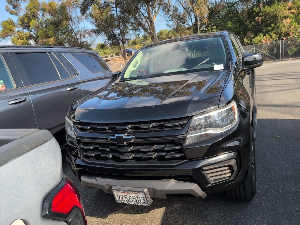 Used 2021 Chevrolet Colorado W/T w/ Custom Special Edition RWD image 2