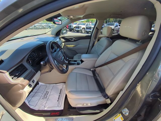 Used 2017 GMC Acadia Denali w/ Technology Package AWD/4WD image 26