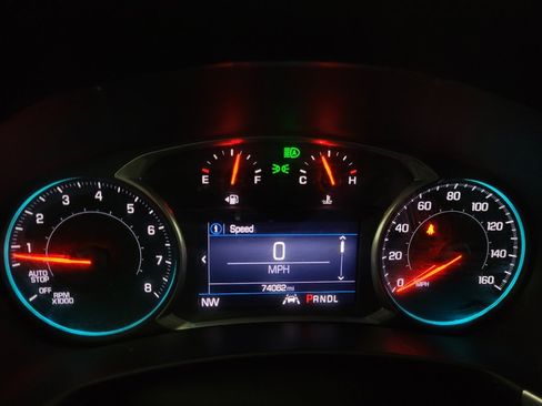 Used 2020 Chevrolet Equinox LT w/ Midnight Edition AWD/4WD image 23