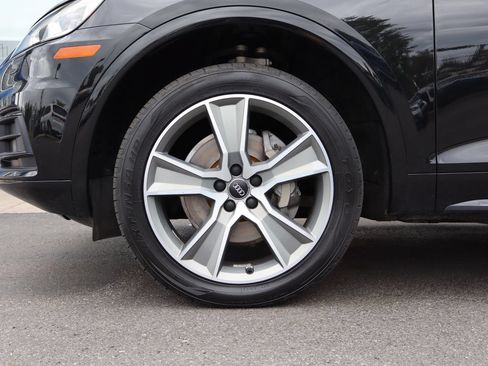Used 2019 Audi Q5 2.0T Premium Plus w/ Premium Plus Package AWD/4WD image 28
