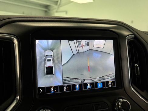 Used 2021 GMC Sierra 1500 AT4 w/ AT4 Value Package AWD/4WD image 25