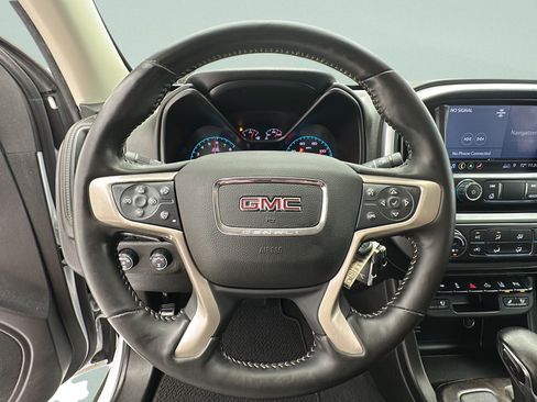 Used 2022 GMC Canyon Denali AWD/4WD image 17