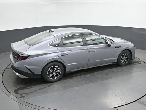New 2026 Hyundai Sonata Blue FWD image 12