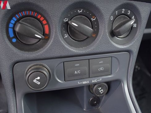 Used 2012 Ford Transit Connect XL image 16