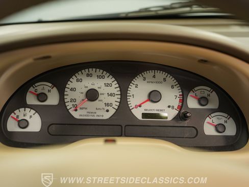 Used 2001 Ford Mustang Cobra RWD image 30