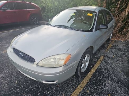 Used 2007 Ford Taurus SE FWD image 1