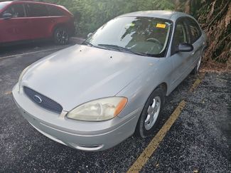 Used 2007 Ford Taurus SE FWD video 1
