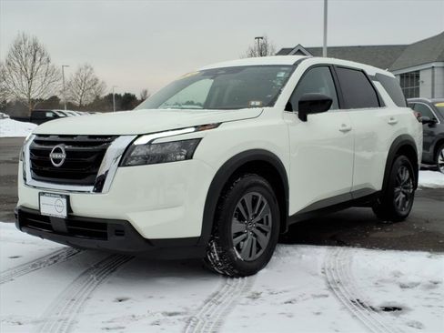Certified 2024 Nissan Pathfinder S image 28