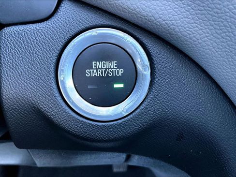 Used 2024 Chevrolet Equinox LS w/ LS Convenience Package FWD image 30