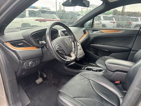 Used 2017 Lincoln MKC Reserve AWD/4WD image 24