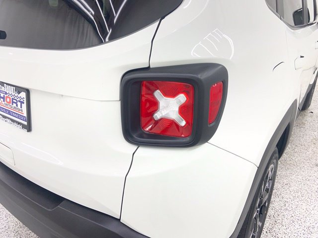 Used 2023 Jeep Renegade Latitude AWD/4WD image 22