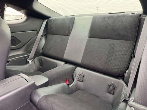 Used 2022 Toyota GR86 Premium image 11