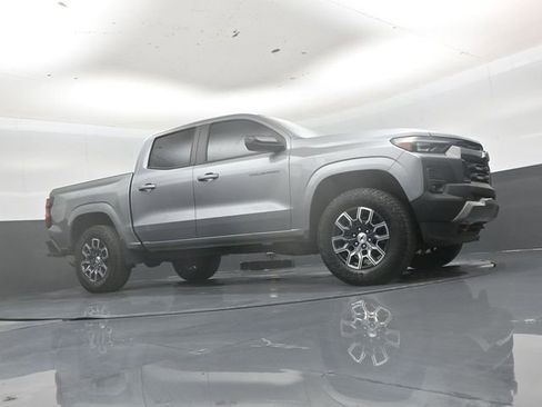 Used 2024 Chevrolet Colorado Z71 w/ Z71 Convenience Package 2 AWD/4WD image 37