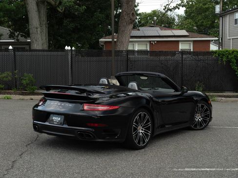 Used 2014 Porsche 911 Turbo image 40