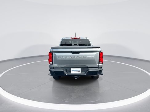 Used 2025 Chevrolet Colorado Z71 AWD/4WD image 8