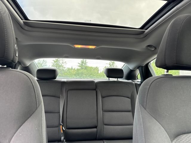 Used 2018 Chevrolet Malibu LT w/ Driver Confidence Package FWD image 40
