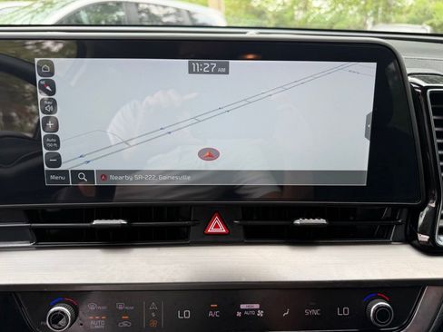 Used 2025 Kia Sportage EX FWD image 22