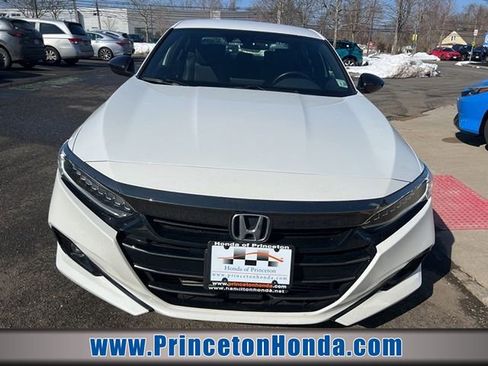 Used 2022 Honda Accord Sport image 1