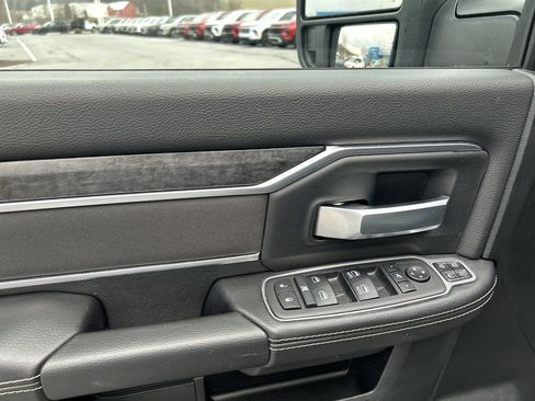 Used 2024 RAM 2500 Big Horn w/ Bed Utility Group image 21