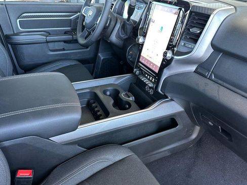New 2026 RAM 2500 Big Horn AWD/4WD image 15