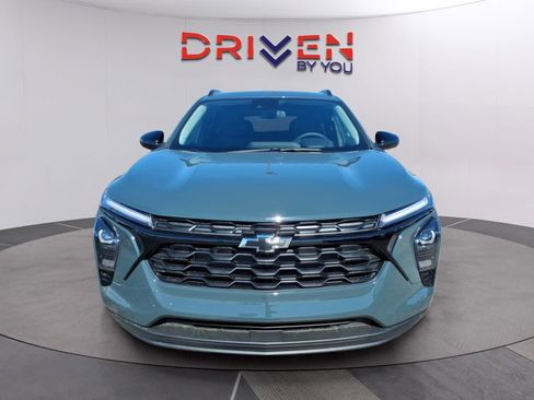 New 2026 Chevrolet Trax LT image 8