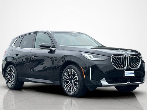 Used 2025 BMW X3 xDrive30i w/ M Sport Package AWD/4WD image 7