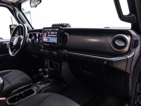 Used 2021 Jeep Wrangler Unlimited Sport image 18