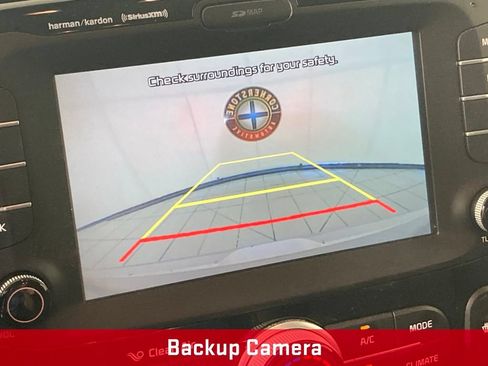 Used 2018 Kia Soul ! w/ Tech Package FWD image 4