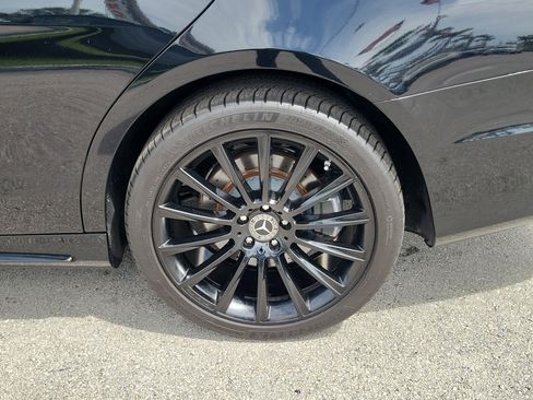Used 2017 Mercedes-Benz S 550 Sedan image 28