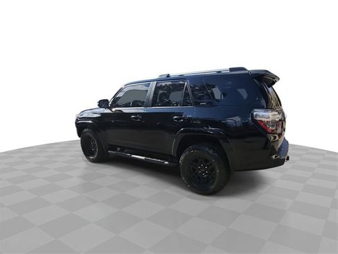Used 2023 Toyota 4Runner SR5 Premium image 6