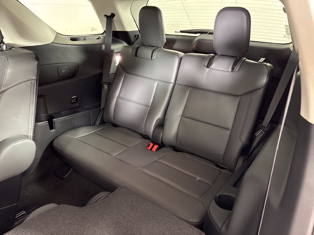 New 2026 Ford Explorer Active w/ Active Comfort Package RWD image 30