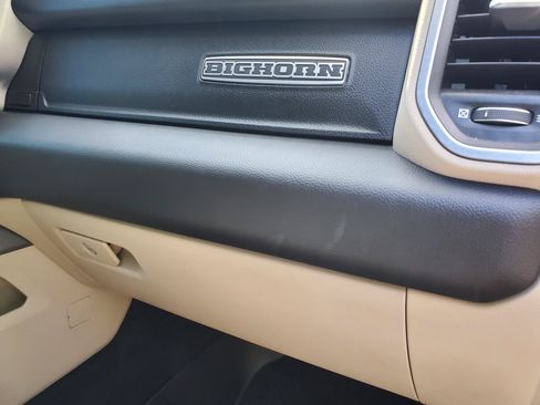 Used 2019 RAM 1500 Big Horn AWD/4WD image 33