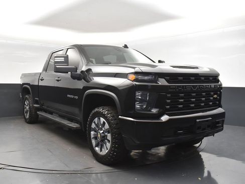 Used 2022 Chevrolet Silverado 2500 Custom w/ Safety Confidence Package image 9