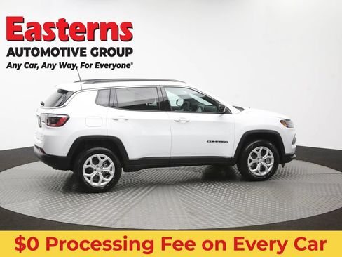 Used 2024 Jeep Compass Latitude AWD/4WD image 42