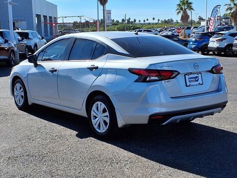 Used 2024 Nissan Versa S w/ Trunk Package image 5