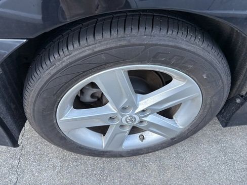 Used 2012 Toyota Camry SE image 10