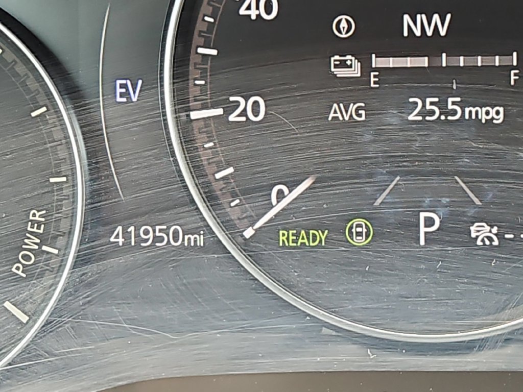 Used 2025 MAZDA CX-50 AWD 2.5 Hybrid w/ Premium Pkg image 16