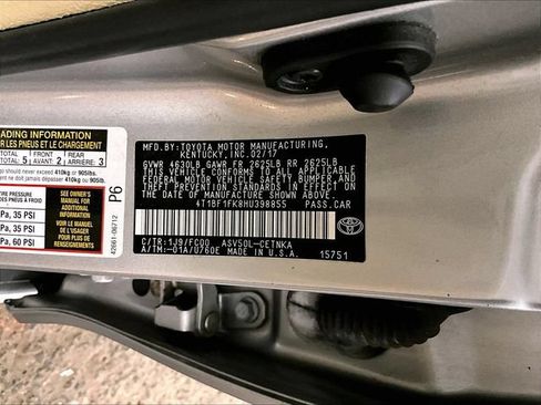 Used 2017 Toyota Camry LE FWD image 32