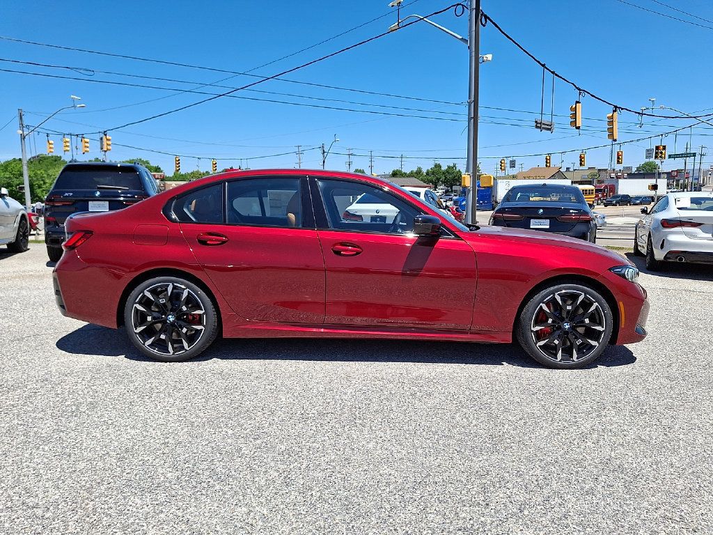 Used 2026 BMW 330i xDrive Sedan w/ M Sport Package AWD/4WD image 7