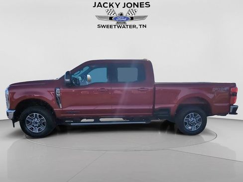 Used 2024 Ford F250 Lariat w/ FX4 Off-Road Package AWD/4WD image 5