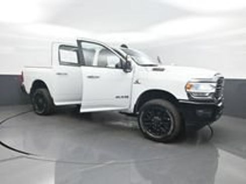 Used 2023 RAM 2500 Laramie AWD/4WD image 26