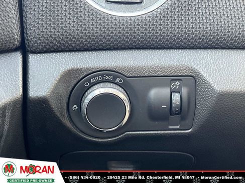 Used 2015 Chevrolet Cruze LT image 24