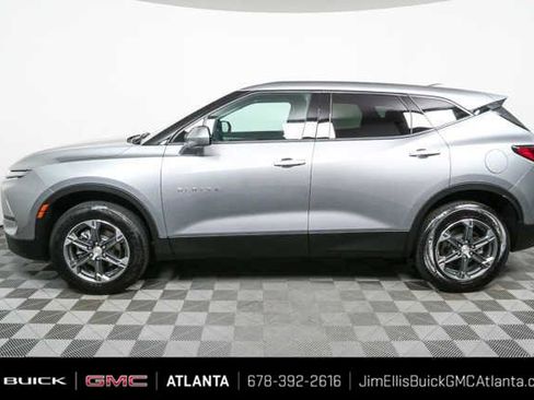 Certified 2025 Chevrolet Blazer LT FWD image 28