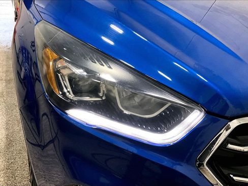 Used 2017 Ford Escape SE w/ Equipment Group 201A image 32