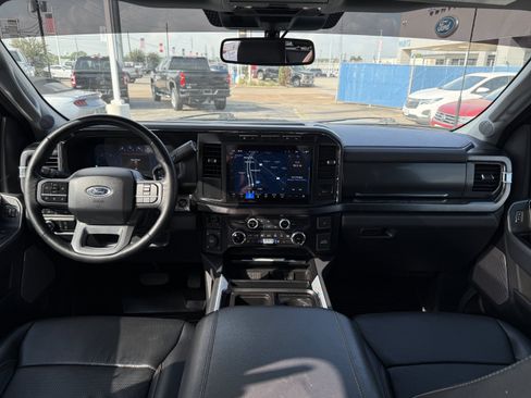 Used 2024 Ford F250 Lariat w/ Sport Appearance Package AWD/4WD image 36