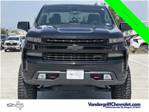 Used 2021 Chevrolet Silverado 1500 LT Trail Boss w/ LPO, Dark Essentials Package AWD/4WD image 8