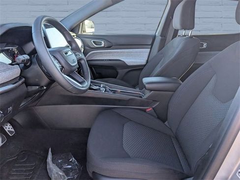 New 2024 Jeep Compass Sport image 12