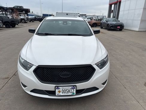 Used 2013 Ford Taurus SHO image 2