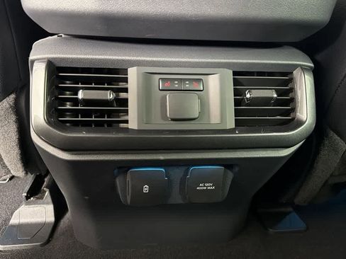 Used 2023 Ford F150 Lariat w/ Equipment Group 502A High image 20