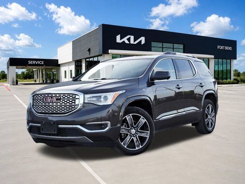 Used 2019 GMC Acadia Denali w/ Technology Package FWD image 1